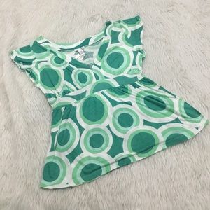 H&M women’s green polk dot v neckline top size medium